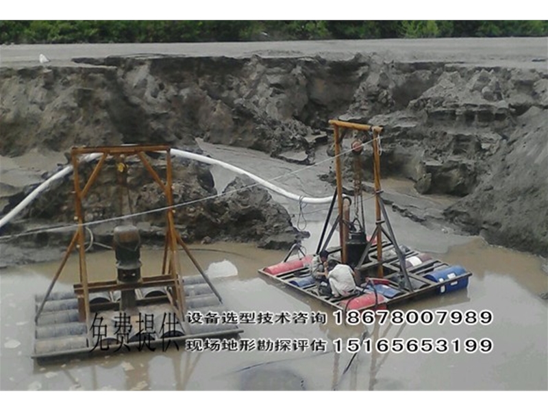 潜水泵式抽沙机工作现场